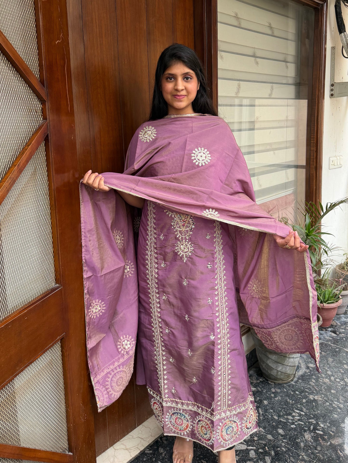 Designer 3 piece suit set with hand and mirror work