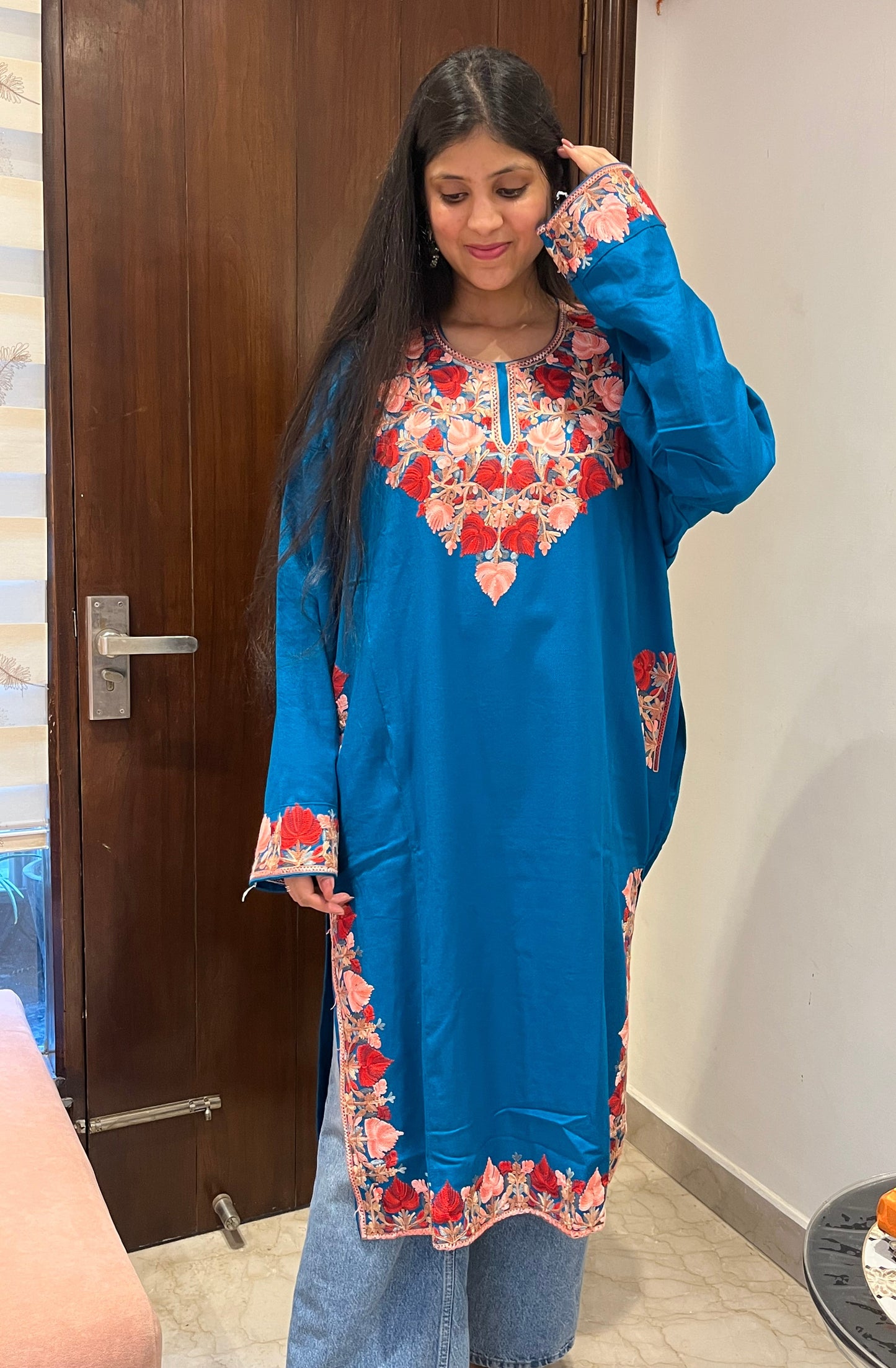 Kashmiri hand embroidered phiran