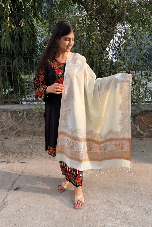 WHITE ETHNIC PUREWOOL DESIGNER SHAWL
