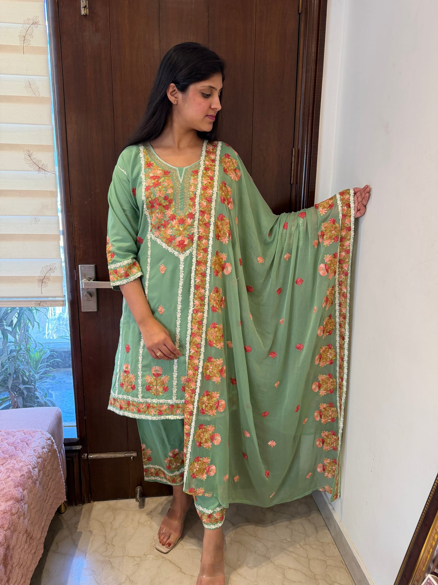 Designer Aari Embroidered Suit Set for Women – 3 Piece Kurta, Pant & Dupatta