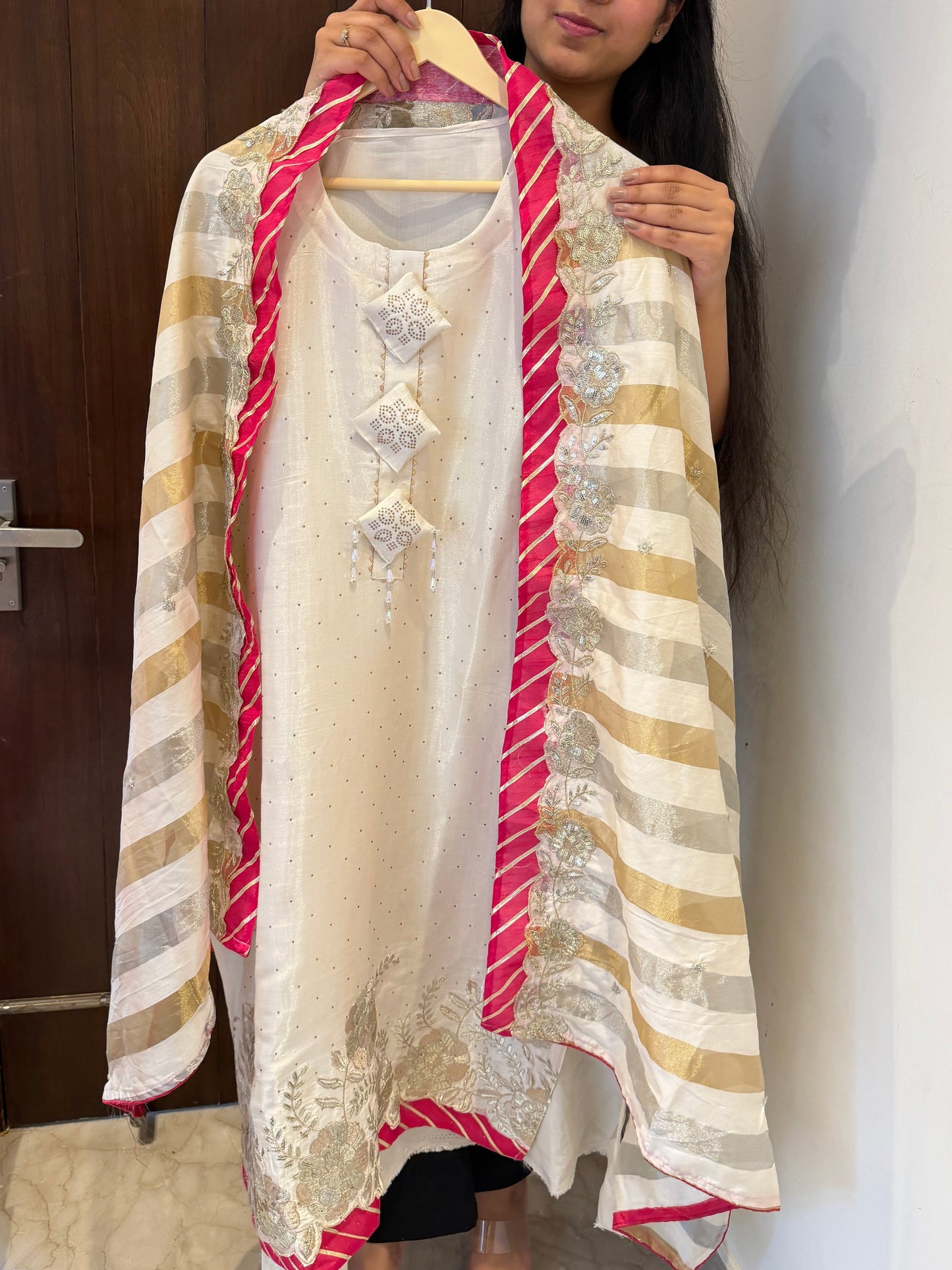 `Maisha’ Designer ivory 3 piece suit set with hand and pearl work