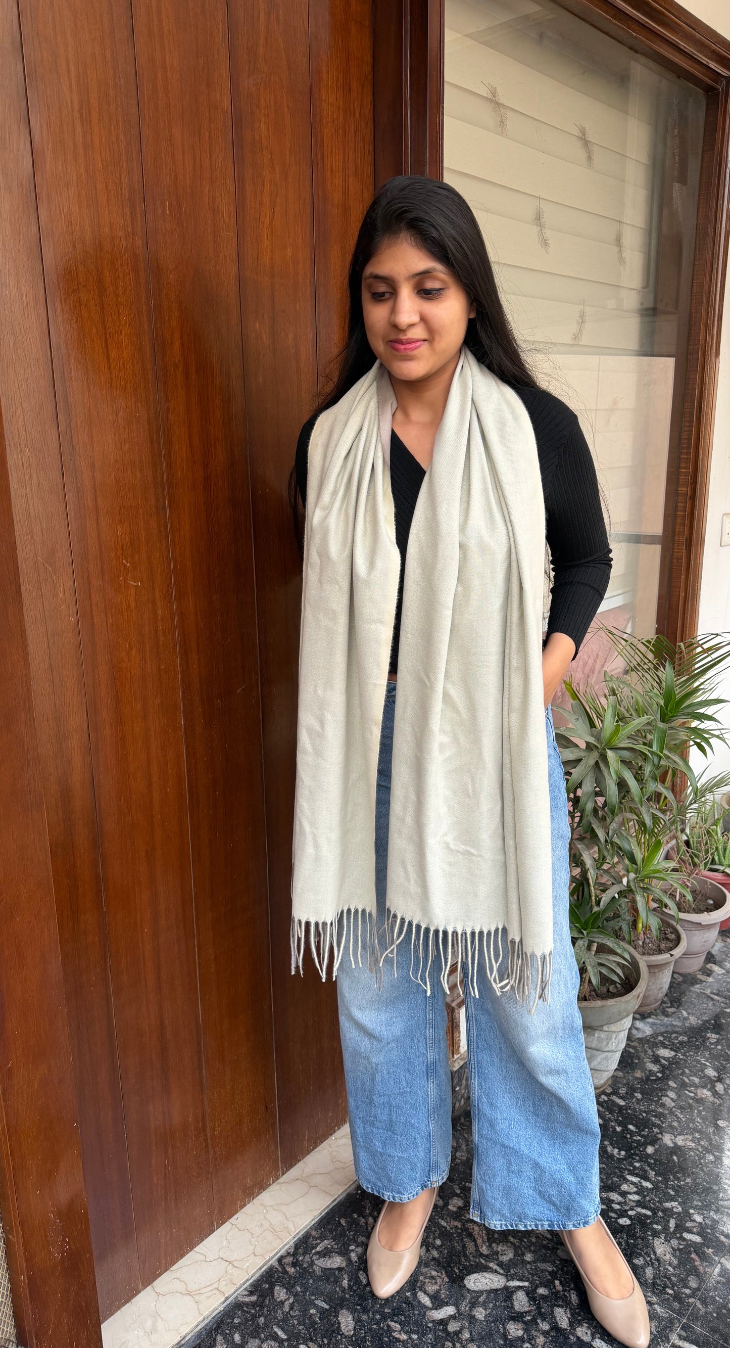 Reversible purewool stole