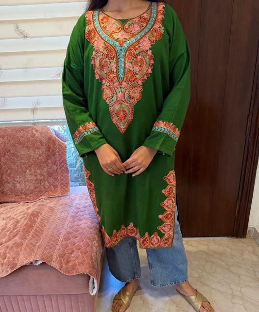 Kashmiri hand embroidered phiran