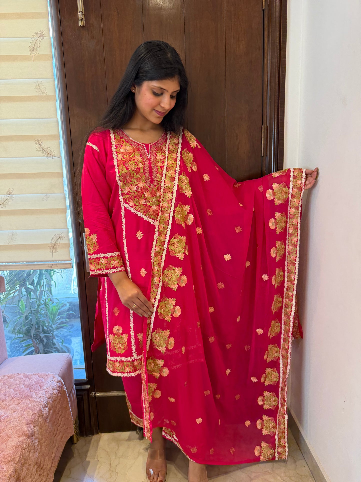 Designer Aari Embroidered Suit Set for Women – 3 Piece Kurta, Pant & Dupatta